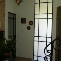 חלונות ברזל מפרופיל בלגי בבית פרטי