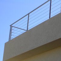 מעקה ברזל למרפסת בבית פרטי