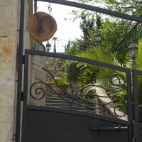 שער כניסה מעוצב מברזל