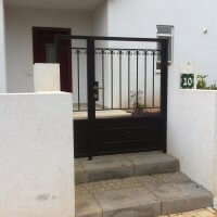 שער כניסה מברזל