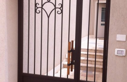 שערים מברזל